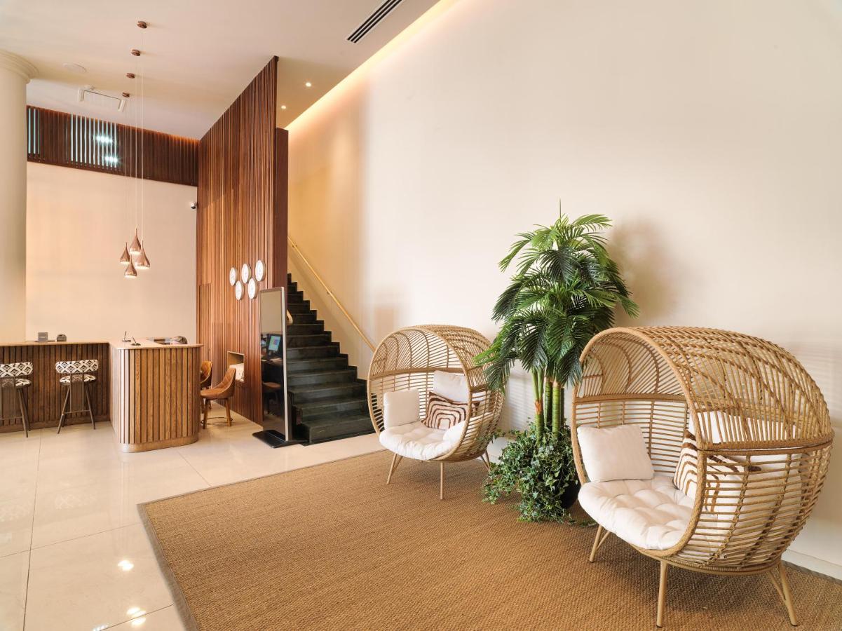 Leonardo Boutique Hotel Larnaca Buitenkant foto