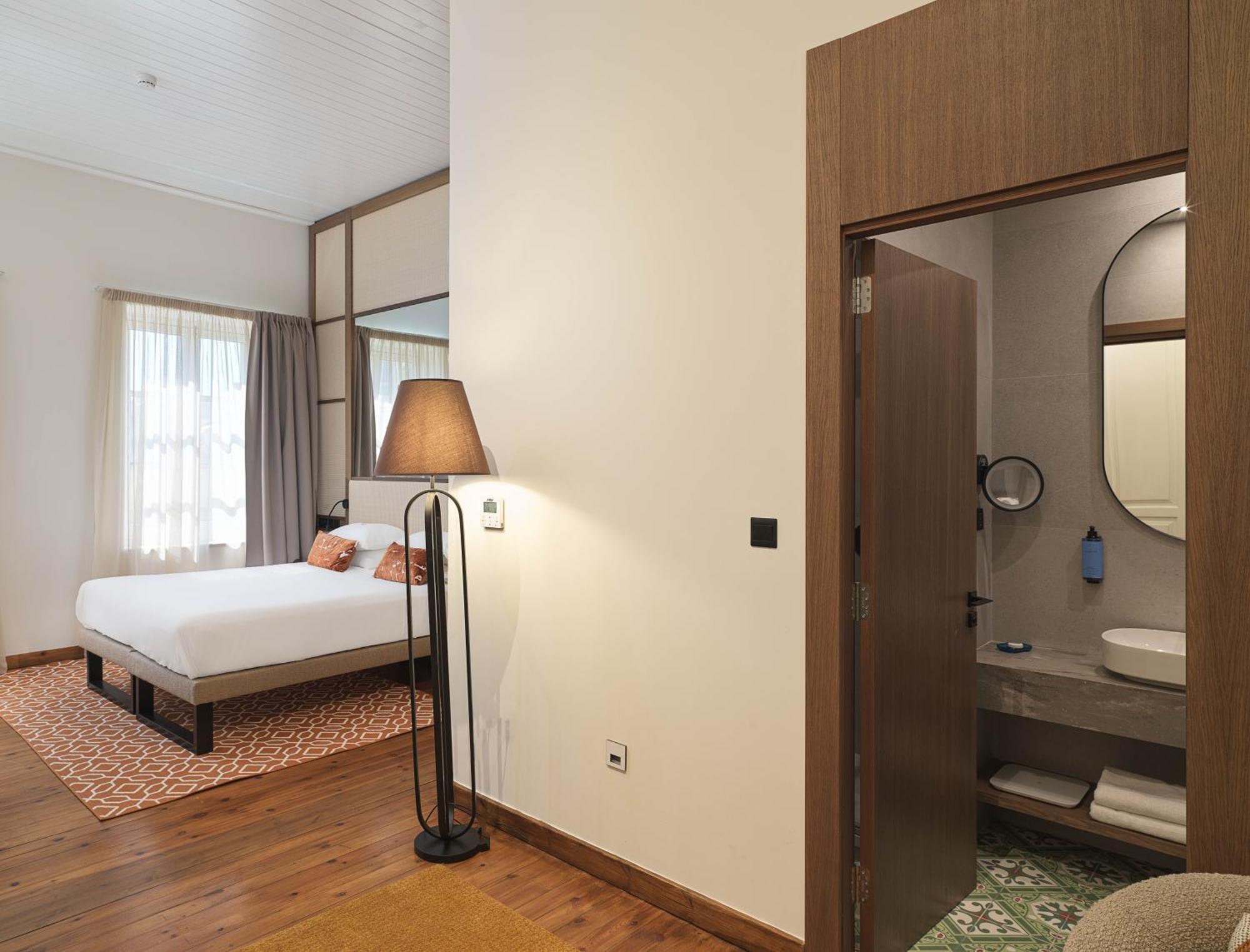 Leonardo Boutique Hotel Larnaca Buitenkant foto